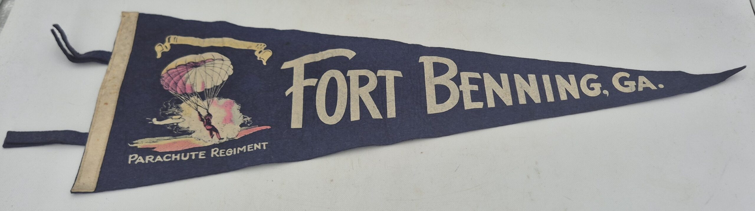 Fanion Parachute Reg Fort Benning